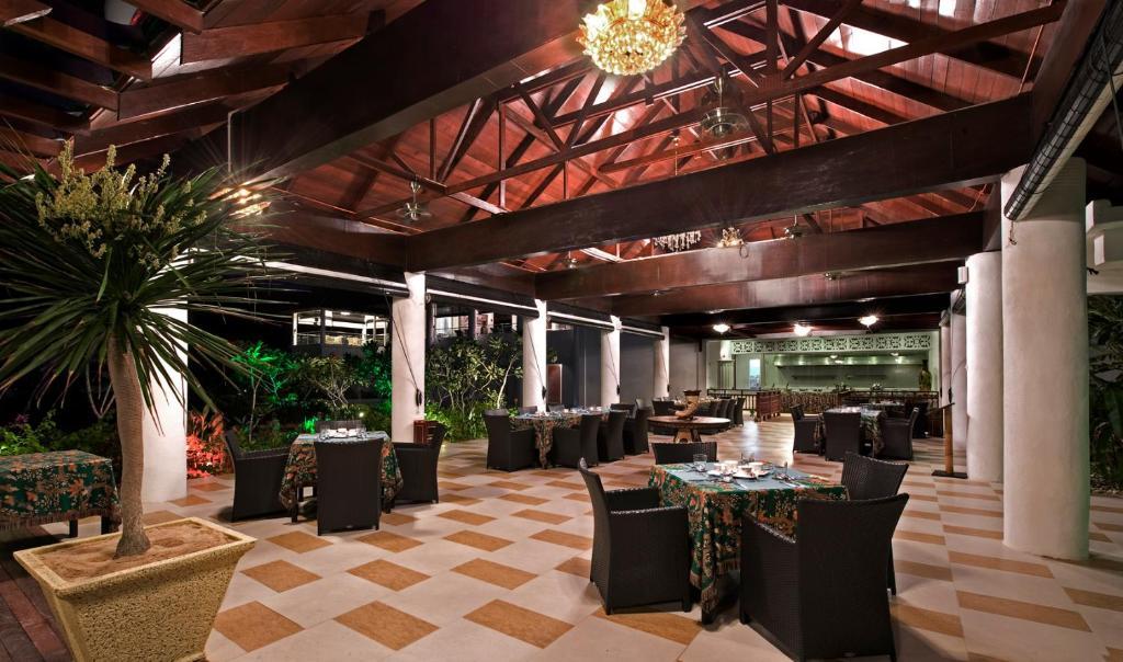 Sari Pacifica Resort & Spa, Sibu Island, Johor Pulau Sibu Exteriör bild