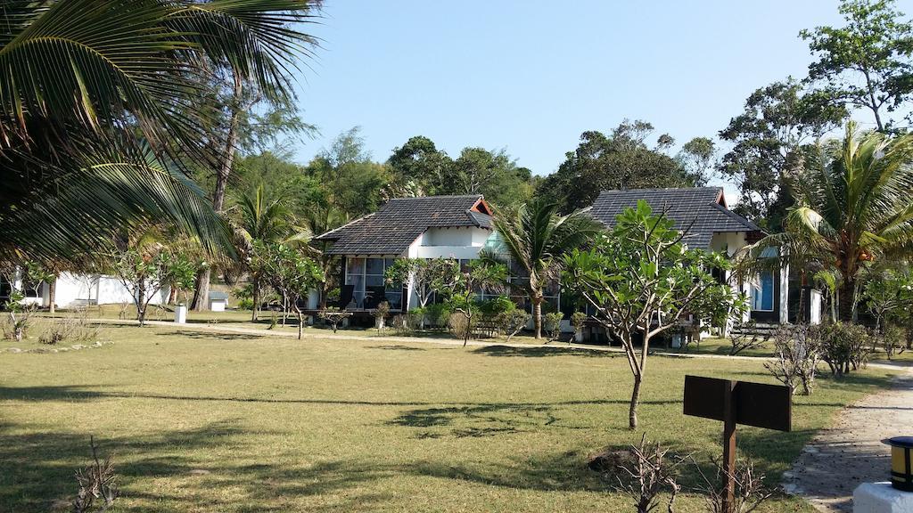 Sari Pacifica Resort & Spa, Sibu Island, Johor Pulau Sibu Exteriör bild