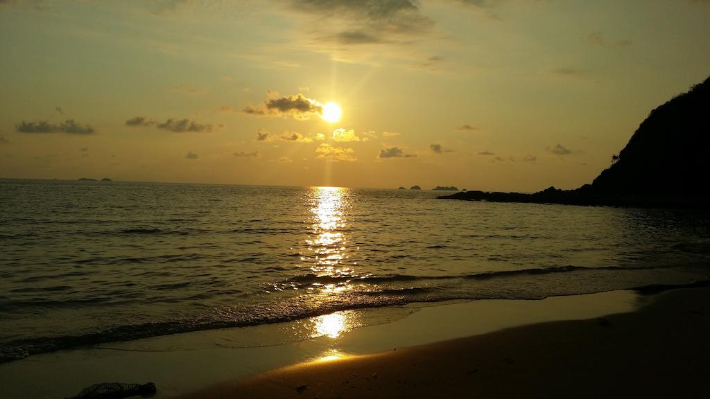 Sari Pacifica Resort & Spa, Sibu Island, Johor Pulau Sibu Exteriör bild