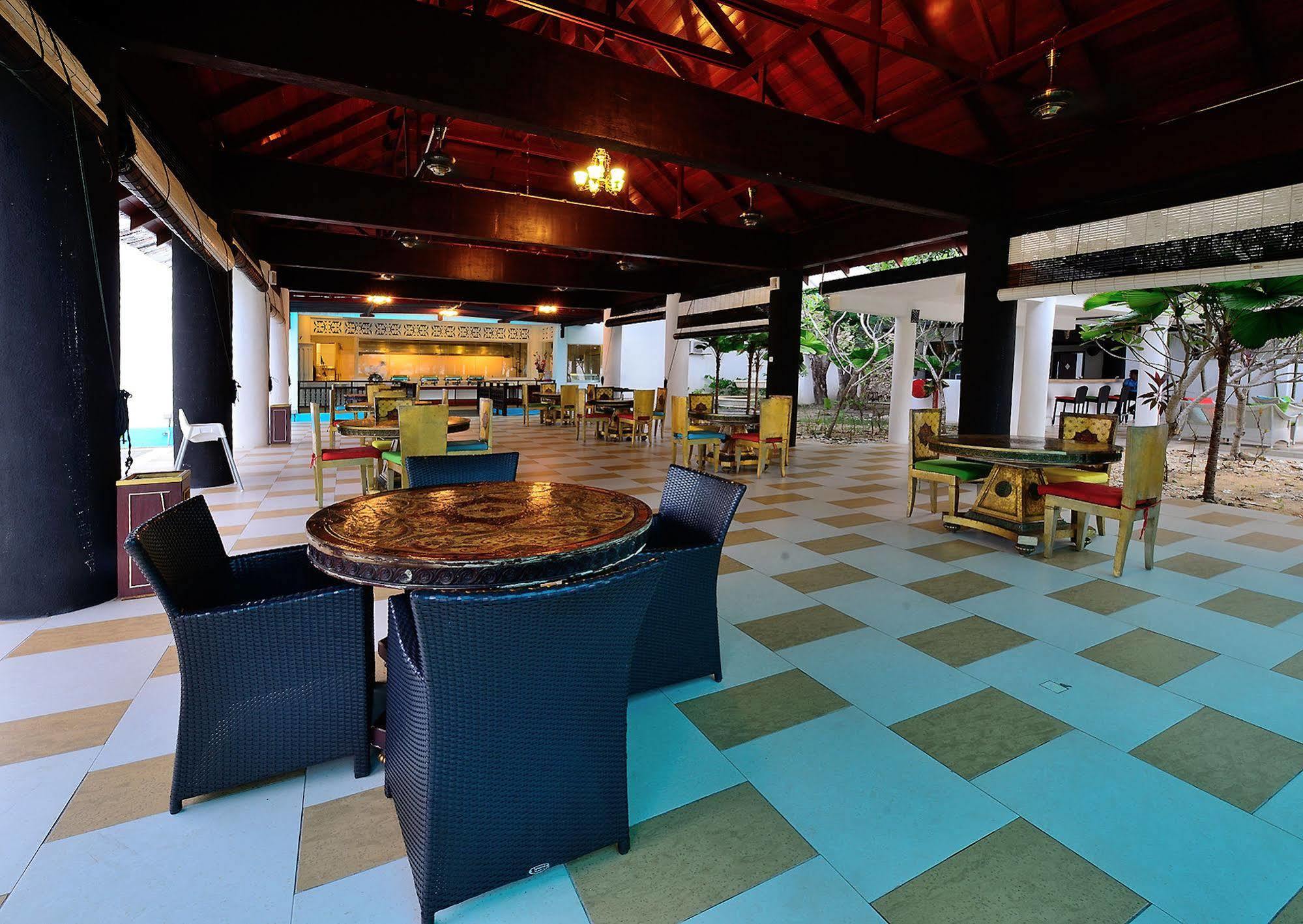Sari Pacifica Resort & Spa, Sibu Island, Johor Pulau Sibu Exteriör bild