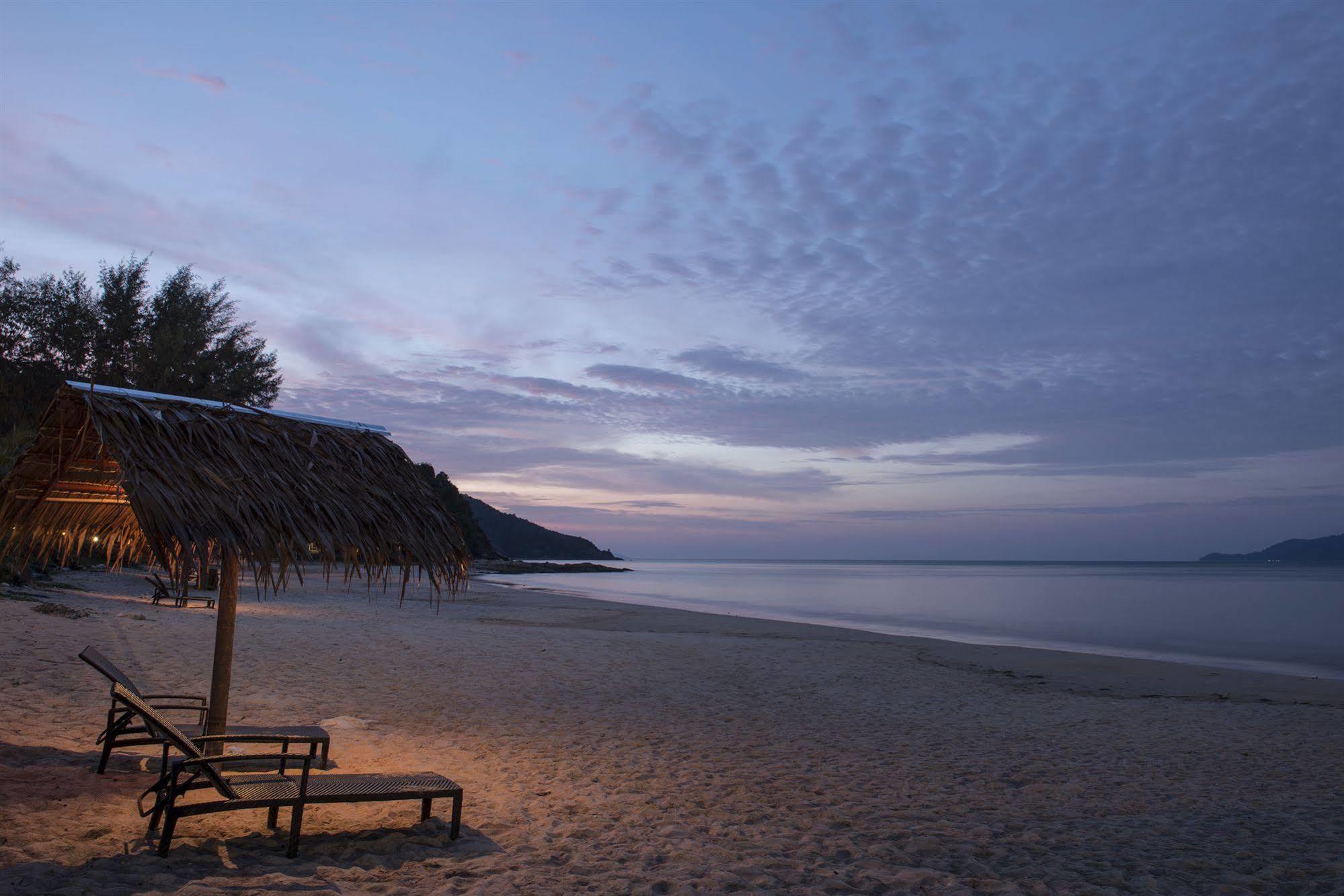 Sari Pacifica Resort & Spa, Sibu Island, Johor Pulau Sibu Exteriör bild