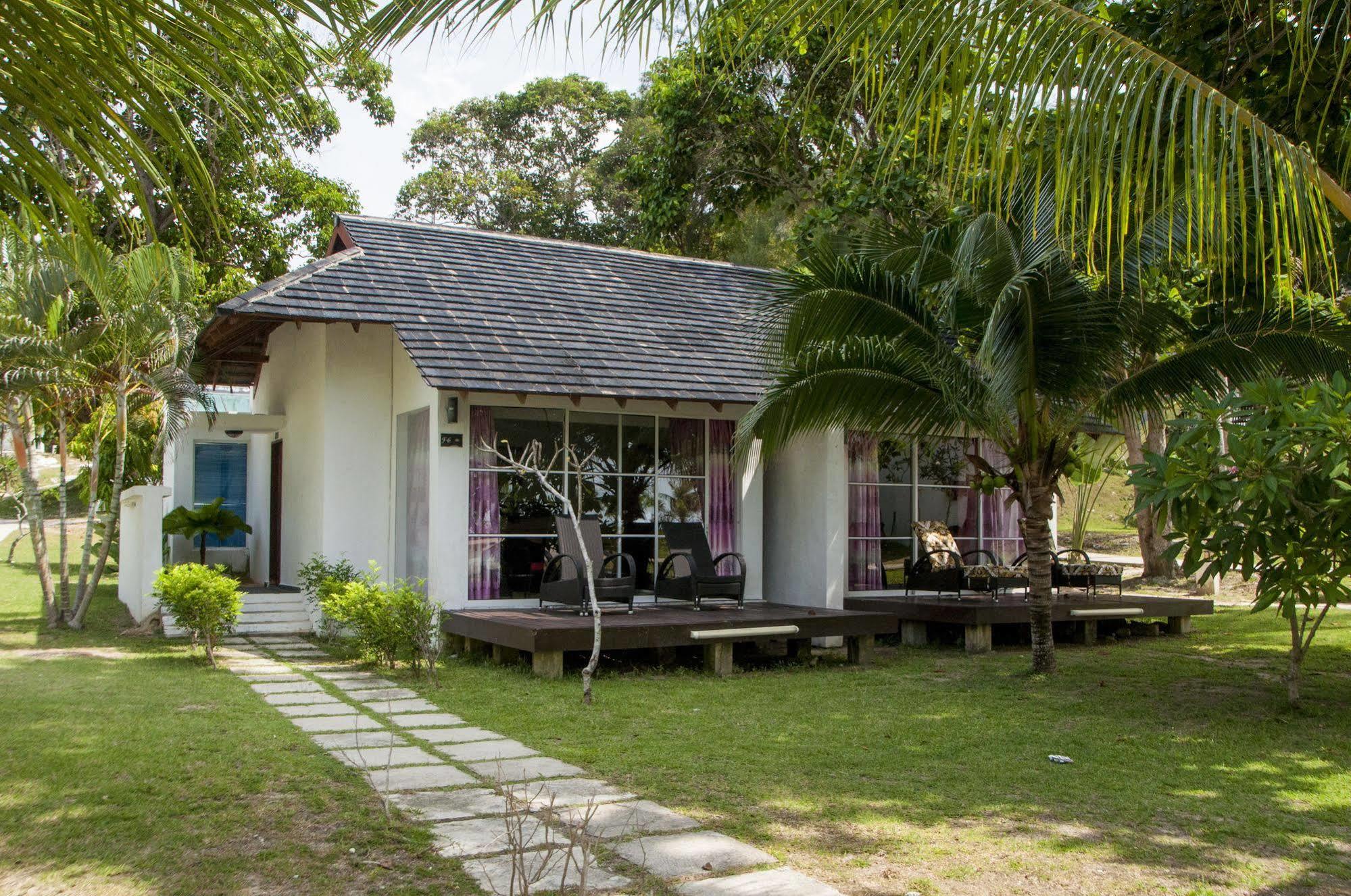 Sari Pacifica Resort & Spa, Sibu Island, Johor Pulau Sibu Exteriör bild